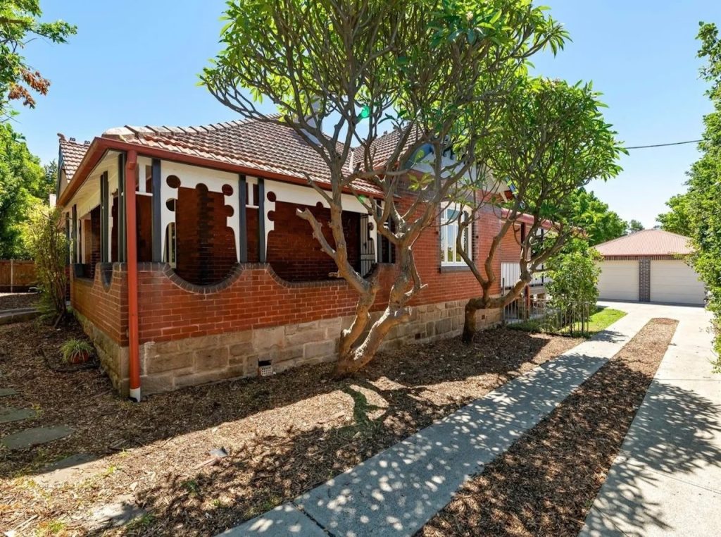 facade driveway garage