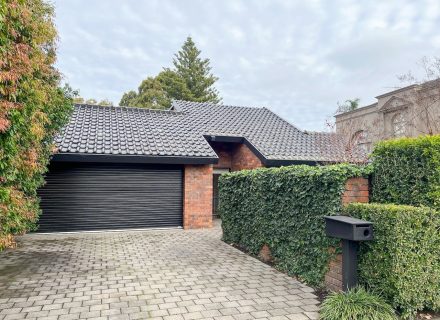 facade driveway garage