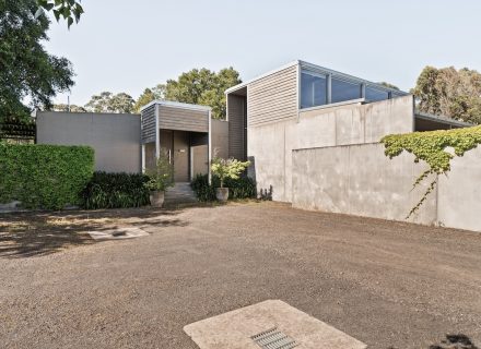 facade driveway garage