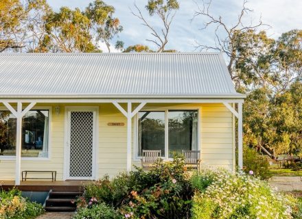 Sunflower Cottages, Freshwater Creek 33