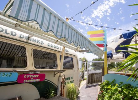 Vintage Beach Bar, Burraneer-12