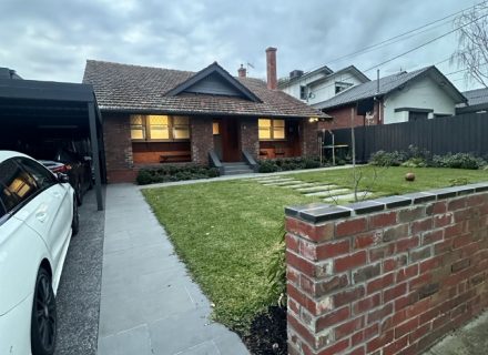 facade driveway garage